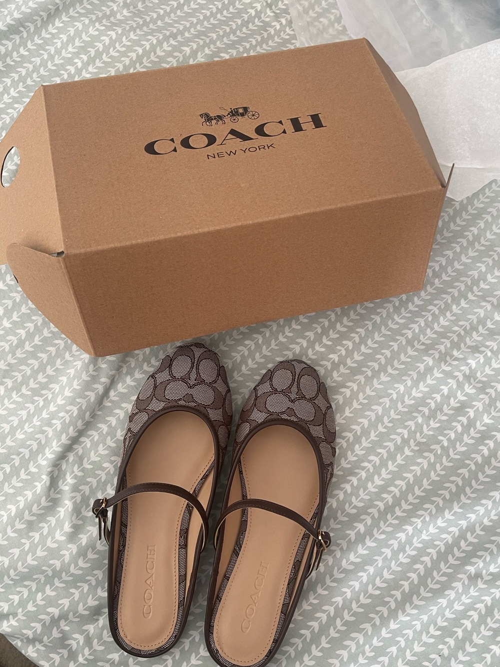 COACH BALLET FLATS NWT